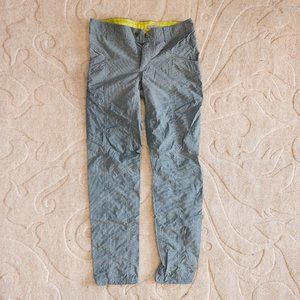 Columbia Insect Blocker Cargo Pants Size 6